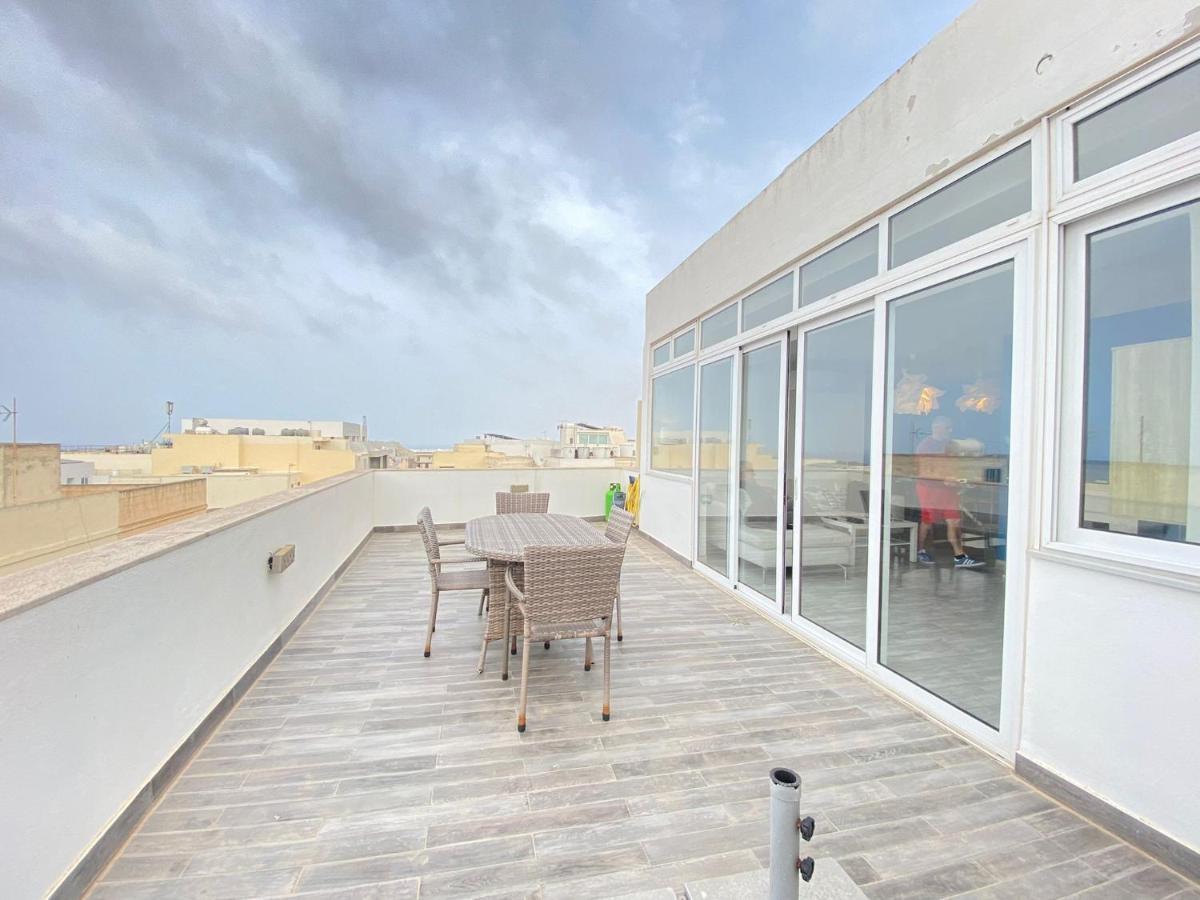 Penthouse "Maltese Scent" Apartman Mellieħa Kültér fotó